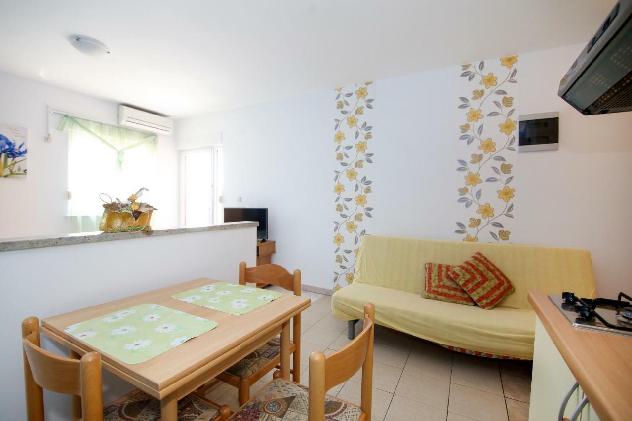 Apartments Antea Rogoznica  Eksteriør bilde